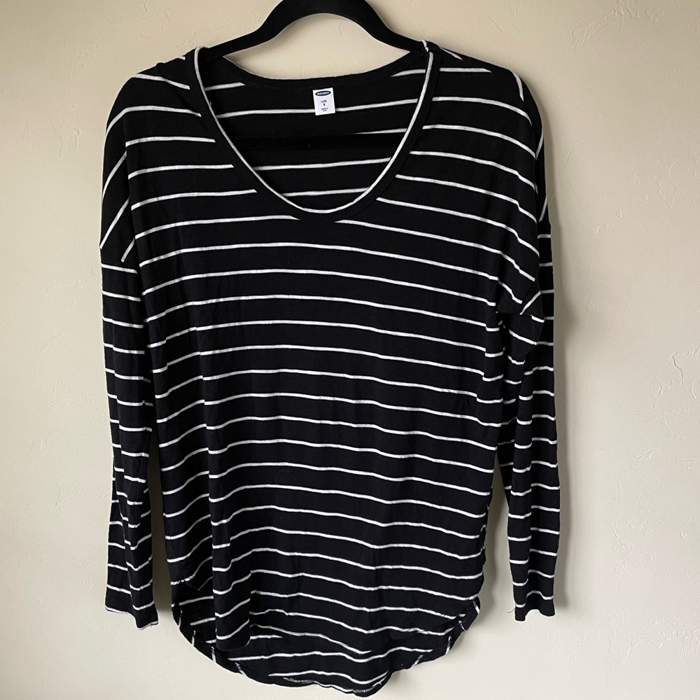 Old Navy Luxe Soft Stretchy Stripped Long Sleeve